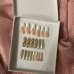 Elegant Nude and Gold Press-On Nails